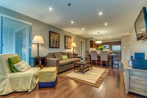 Greystone Lodge 216 Ski-in Out