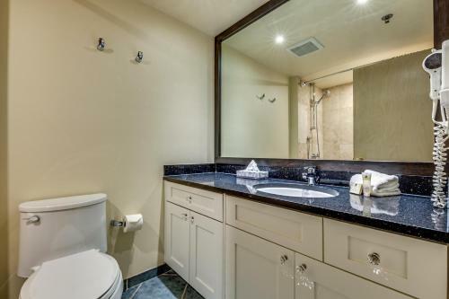 Greystone Lodge 404 Ski-in Out