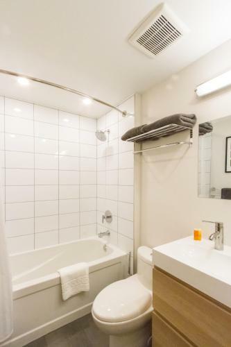 #63 Lagoons, Stoney Creek