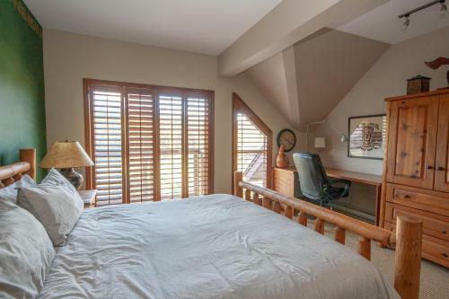 Golf Course & Mountain Views By Harmony Whistler