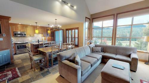 Golf Course & Mountain Views By Harmony Whistler