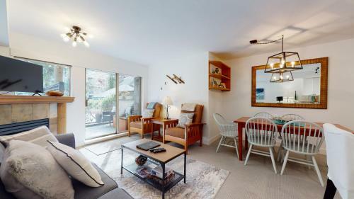 Modern Home In An Amazing Location By Harmony Whistler