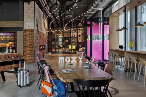 Hotel Moxy Bern Expo