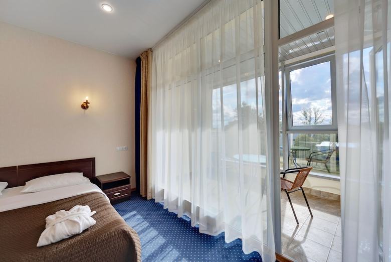 Men'k Kings Hotel