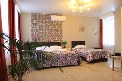 Garden Hotel
