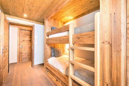 Chalet Ourson Brun By Mrs Miggins