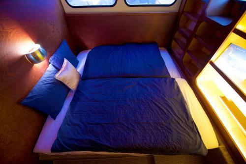 Homeboat-bateau H�tel