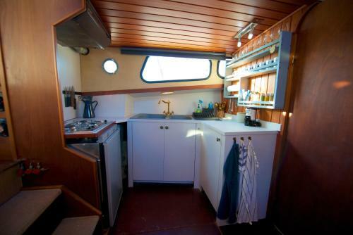 Homeboat-bateau H�tel