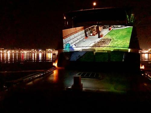 Homeboat-bateau H�tel