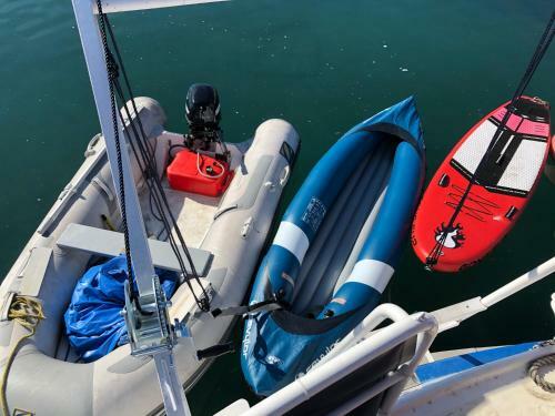 Homeboat-bateau H�tel