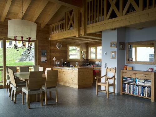 Etoiles Des Neiges Luxe & Jacuzzi Chalet 12 Pers