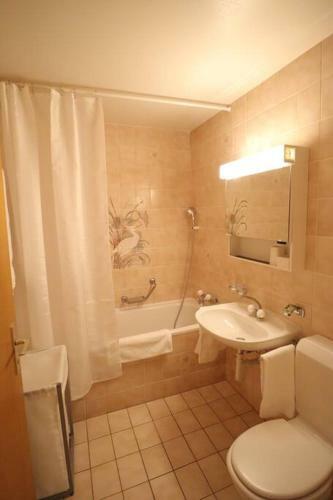 Apartamento Comfortable, Very Well Located Between Train Station And Lake!