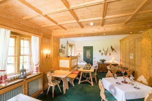 Hotel Sonne Fex Alpine Hideaway