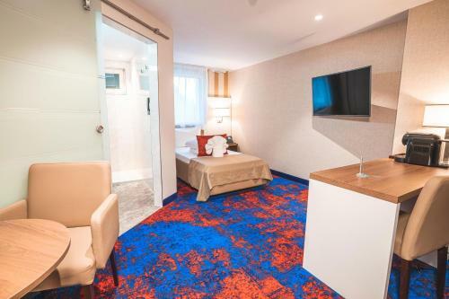My Home Hotel - Free Parking