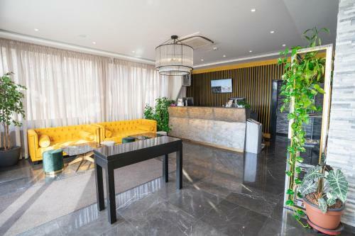 My Home Hotel - Free Parking