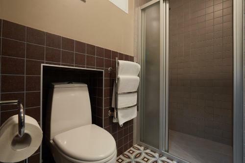 Mogol Apartments
