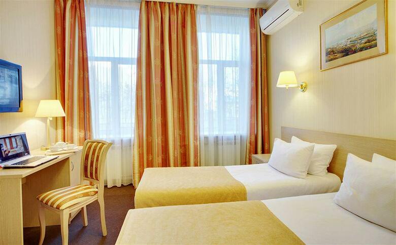 Bristol Hotel
