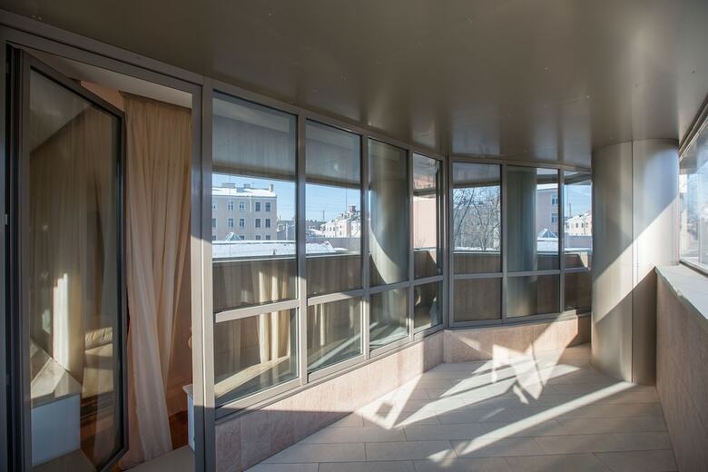 Sharf Hotel
