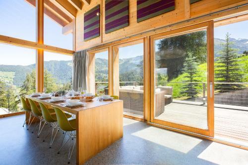 Luxury Spa Chalet With Jacuzzi And Sauna