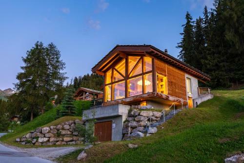 Luxury Spa Chalet With Jacuzzi And Sauna