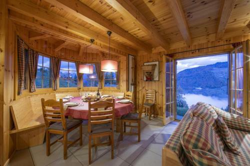 Chalet Lustycru Enjoy The Mountain