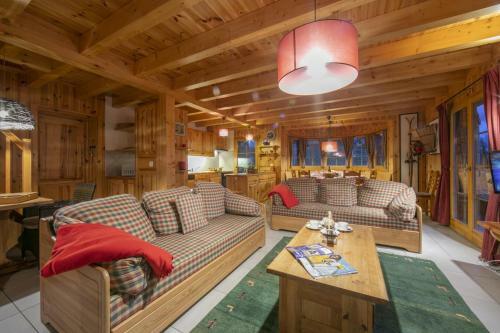 Chalet Lustycru Enjoy The Mountain
