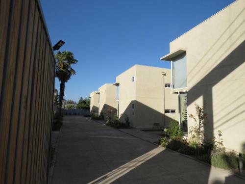 De Triana Apart Hotel