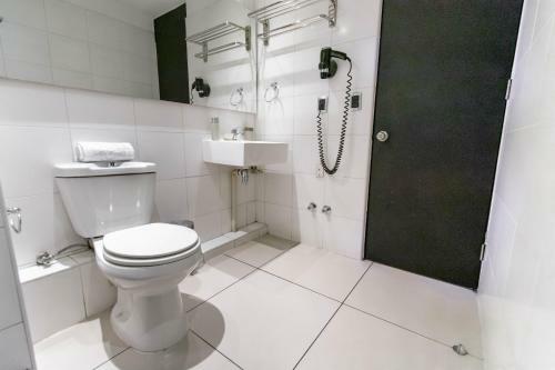 Apartamento Tribeca Super King Room - Studio With Parking, Pool, Wifi, AC
