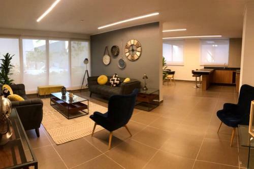 Apartamento Agradable Depto. Mirando A Cl�nica Las Condes