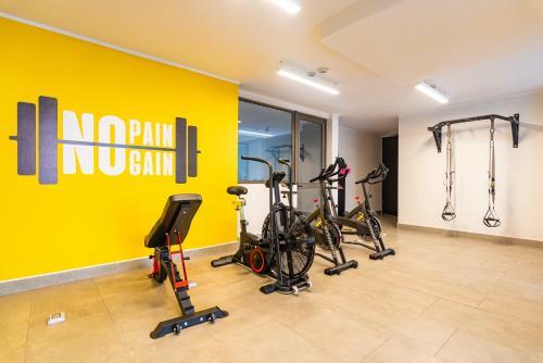 Apartamento Luxury Retreat W/ 2br, Wifi, Pool, Gym