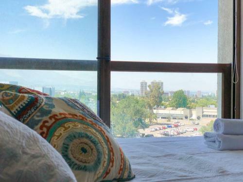 Apartamento Charming Studio - W/mountain View, Pool, & Gym