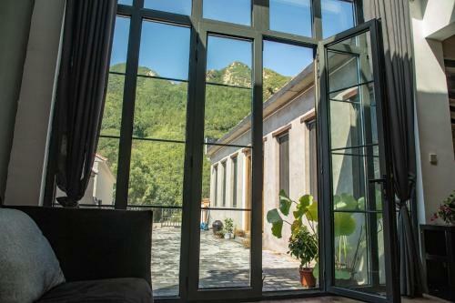 Wangshan Villa By Ming Dynasty Tombs