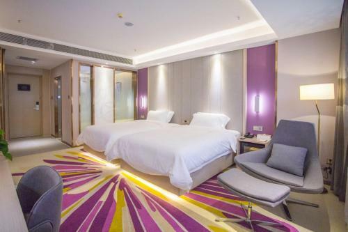 Lavande Hotel Changji Changning Road
