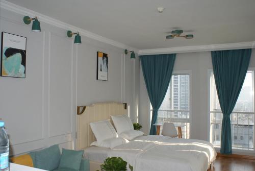 Sunshine City View Apartment