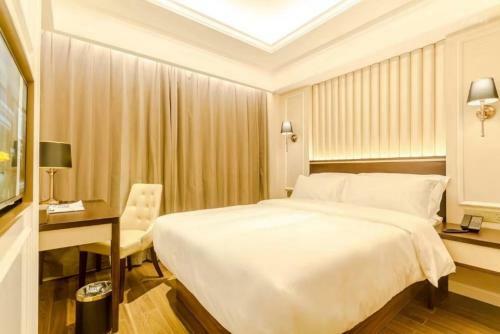 Polysheron Hotel Changsha Houjiatang Metro Station Branch