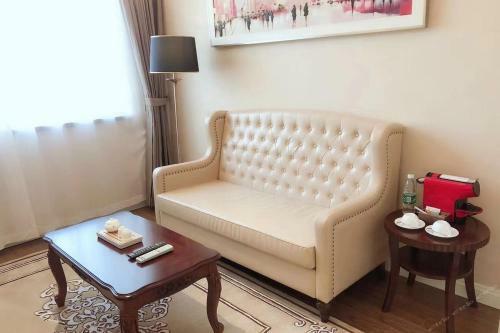 Polysheron Hotel Changsha Houjiatang Metro Station Branch