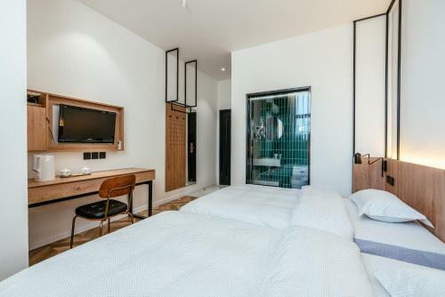 Poshpacker�chengdu Local Tea Hostel