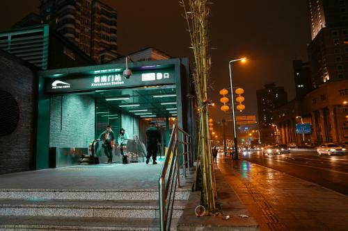 Poshpacker�chengdu Local Tea Hostel