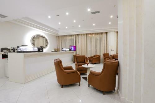 Tavricheskaya Hotel