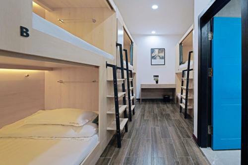 Zou Qu Ye Travel Hotel