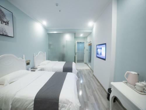 Shell Chuzhou North Bus Station Hotel