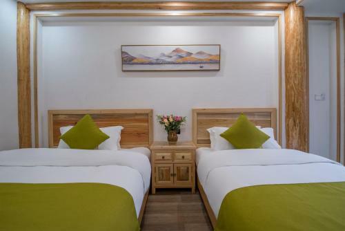 Hostal Floral Hotel Qu An He Feng