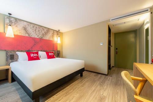 Hotel Ibis Dalian Xinghai Park