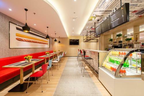 Hotel Ibis Dalian Xinghai Park