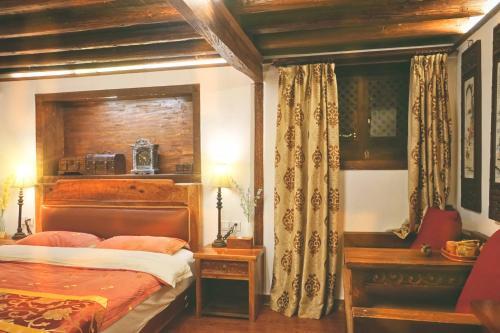 Hostal Far And Near Villa
