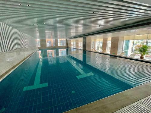 Crowne Plaza Dalian Xinghai, An Ihg Hotel