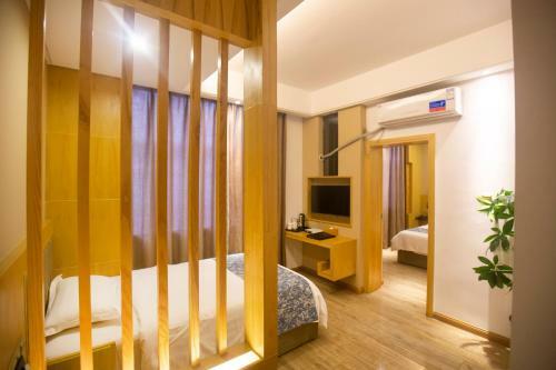Zhangjiajie Heyday Hotel
