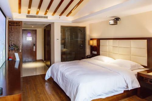 Oriental Hotel