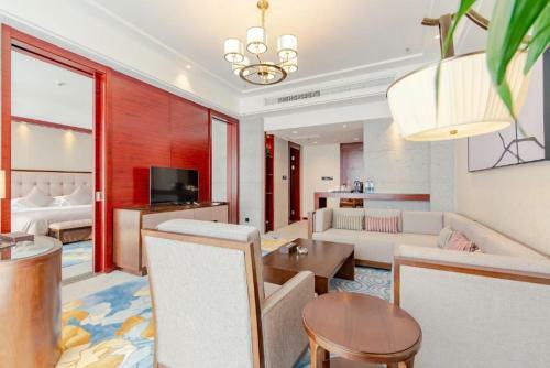 Binhai Jinling International Hotel
