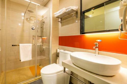 Hotel 7days Premium Dongxing Dongmeng Avenue